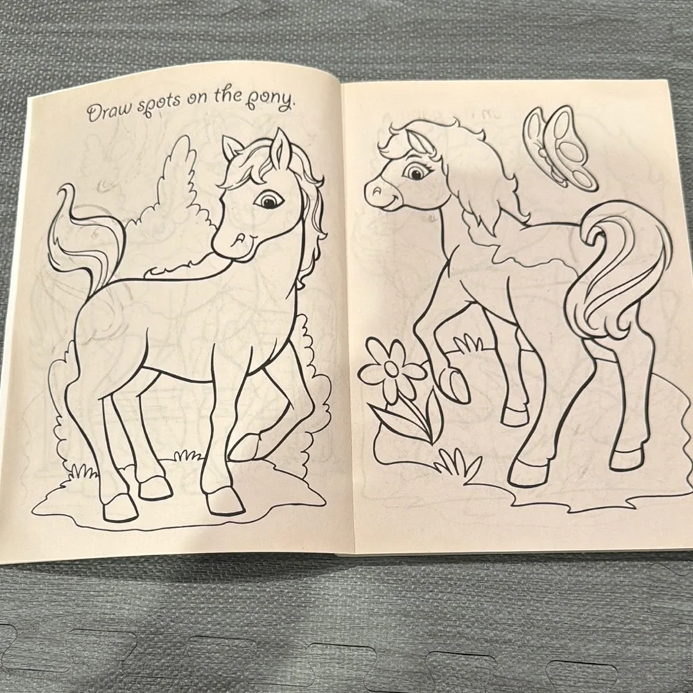 Giant coloring & activity book (My Sweet Pony)